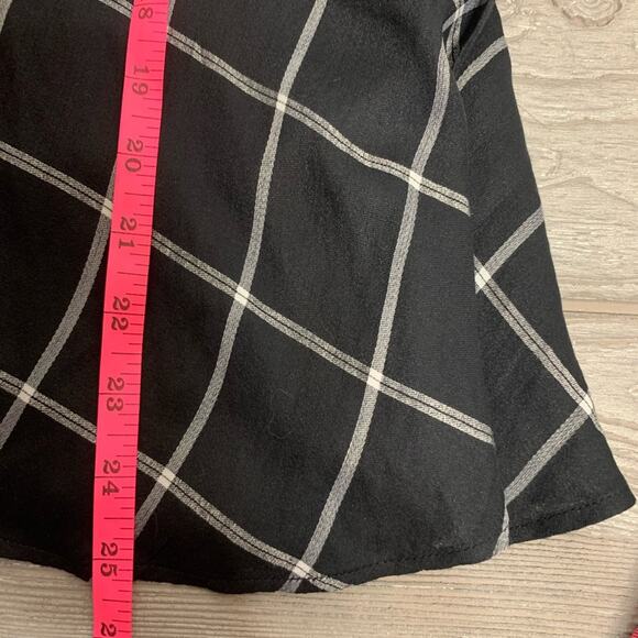 NWT Loft windowpane peplum wrap top - Picture 5 of 8